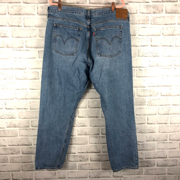 Levi's Premium Wedgie Icon Fit Authentically Yours Distressed Button Fly Sz. 34 - Picture 4 of 11